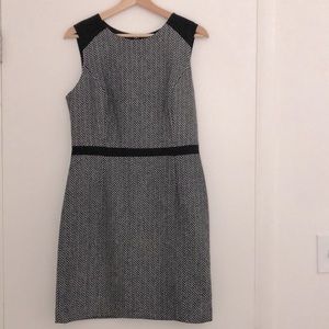Banana Republic Wool Herringbone Dress sz 8 NWT
